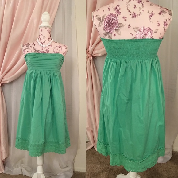 J. Crew Dresses & Skirts - J. Crew Strapless Green Sundress